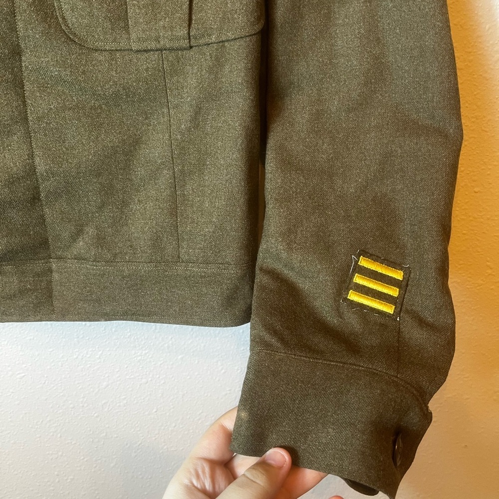 Vintage WW2 US Army IKE Wool and Lined Field Coat Jacket with Patches 36R - Picture 3 of 7